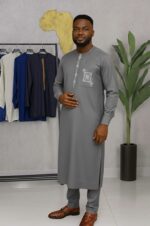 2-Piece Kaftan Outfit with Embroidery - Image 2