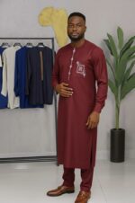 2-Piece Kaftan Outfit with Embroidery - Image 6